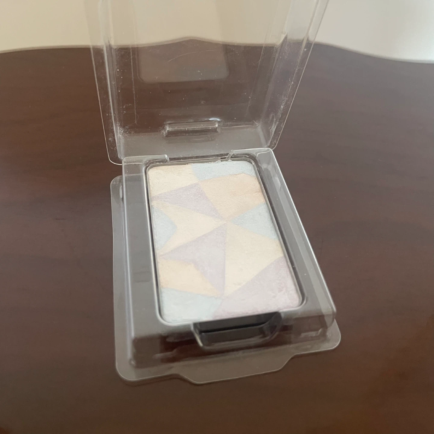 CLÉ DE PEAU Luminizing Face Enhancer refill - photo 2