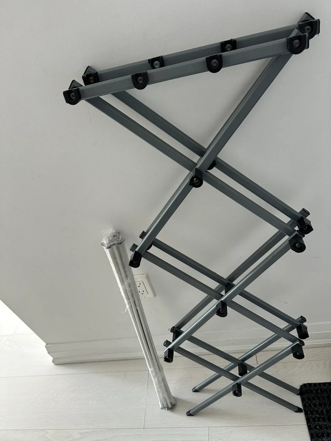Grey Expandable Accordion Drying Rack