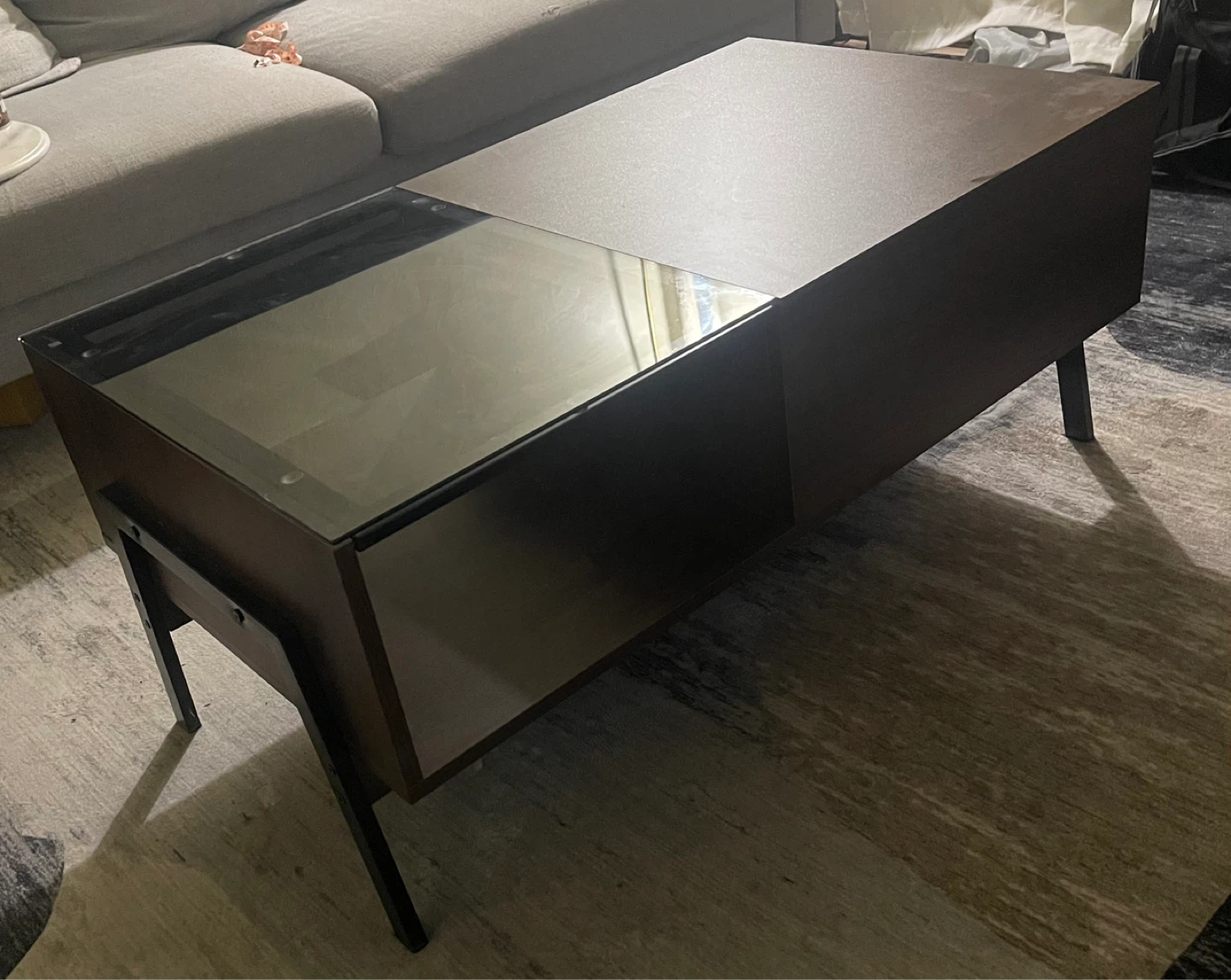 MOVING SALE - Lift Top Coffee Table with Glass Top - photo 5