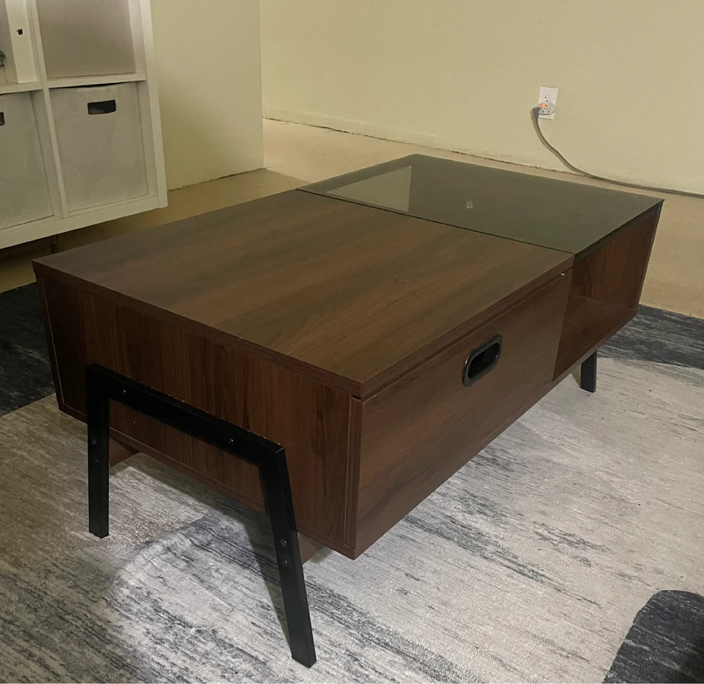 MOVING SALE - Lift Top Coffee Table with Glass Top