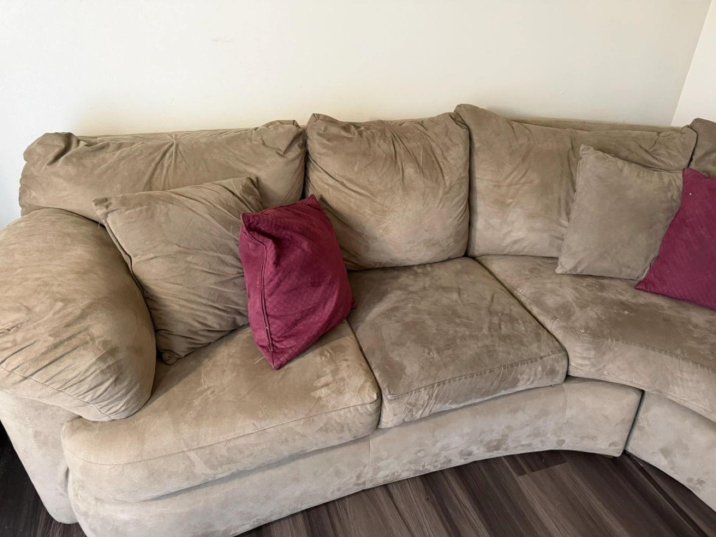 Sectional Sofa with Pillows - photo 2