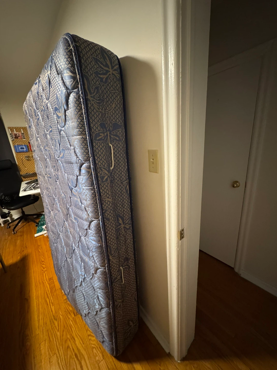 Double/Full Mattress - photo 2