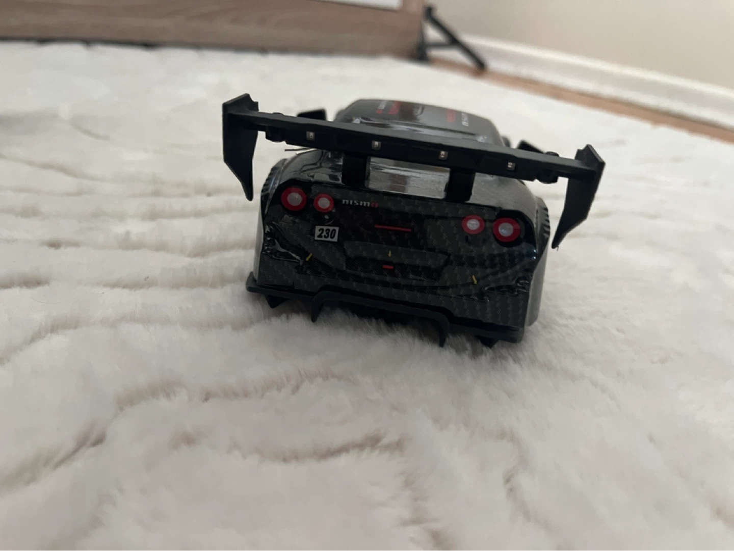 Nissan GT-R R/C Car - photo 3