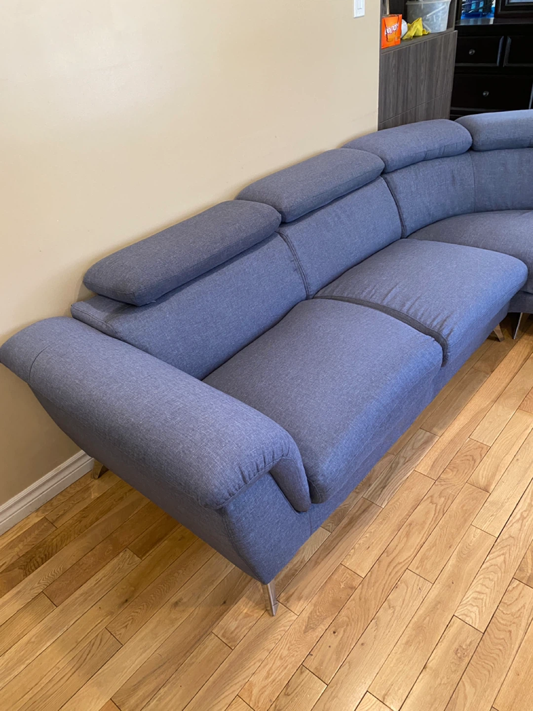Modern Grey Sectional Sofa with Right Chaise (CAN DELIVER) - photo 3