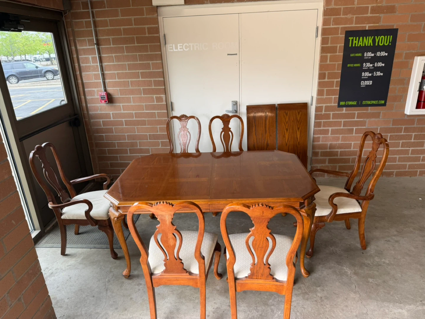 Wooden Dining Table Set with 6 Chairs and Leaves