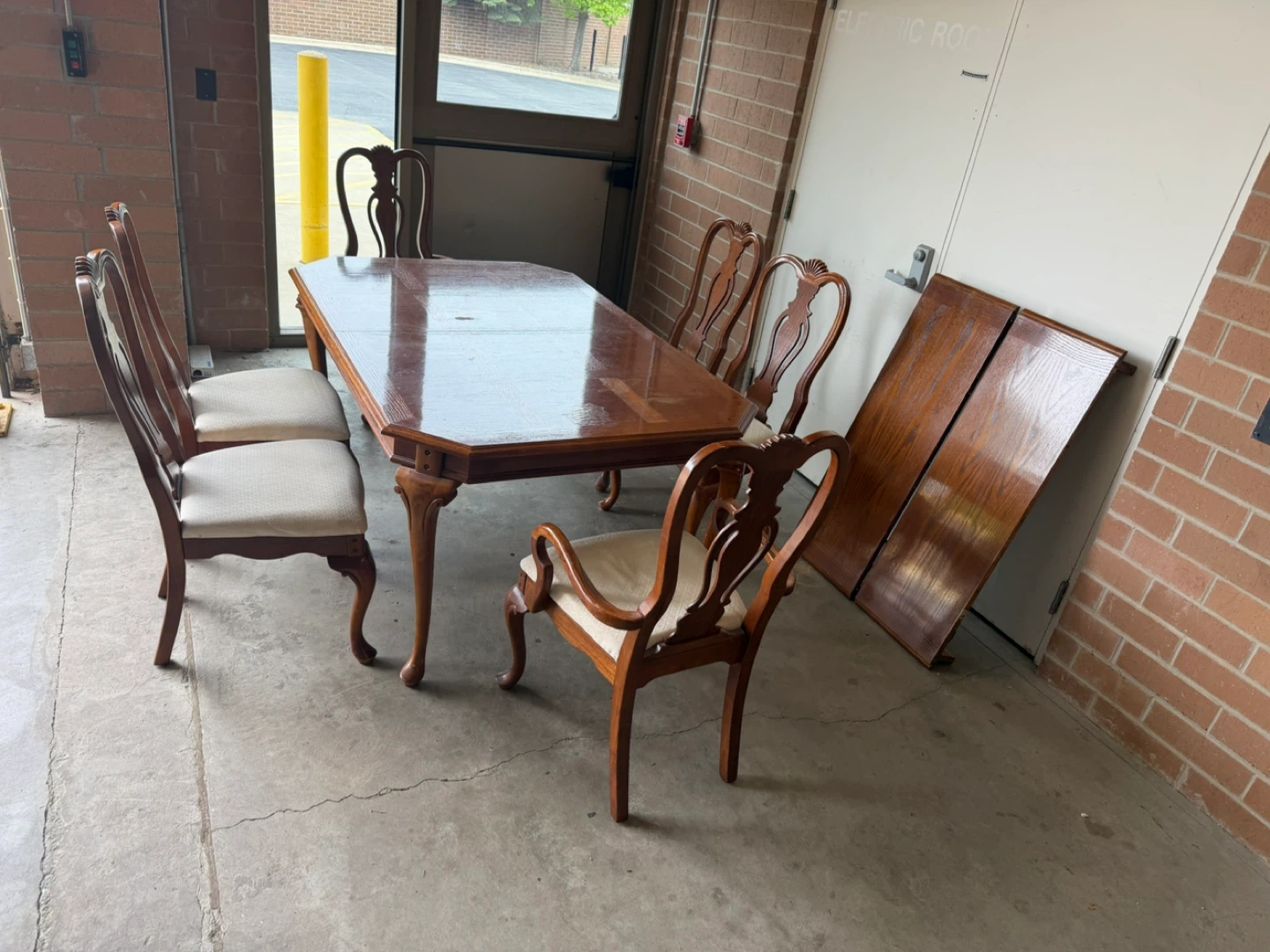Wooden Dining Table Set with 6 Chairs and Leaves - photo 3