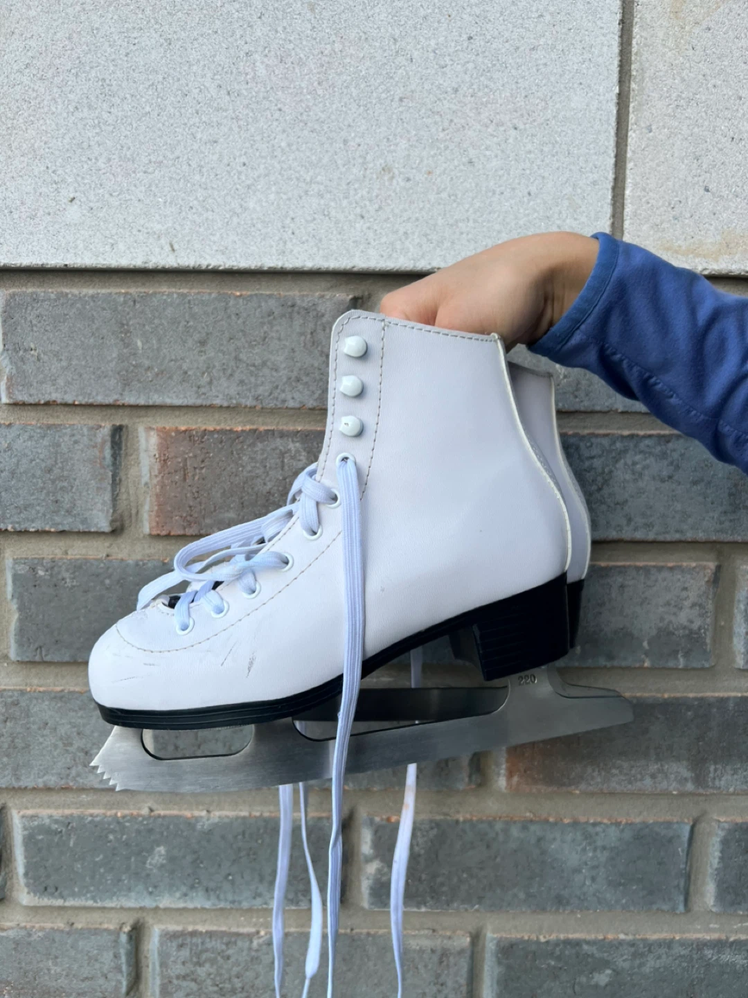 Vic-Okey Figure Skates - Size US 3 - photo 2