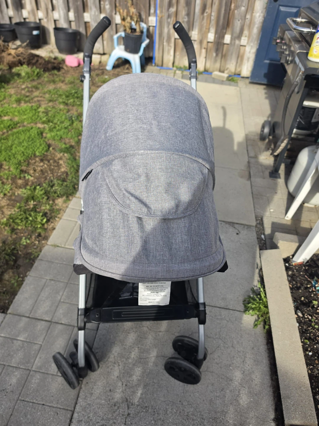 Evenflo Grey Lightweight Stroller - photo 4