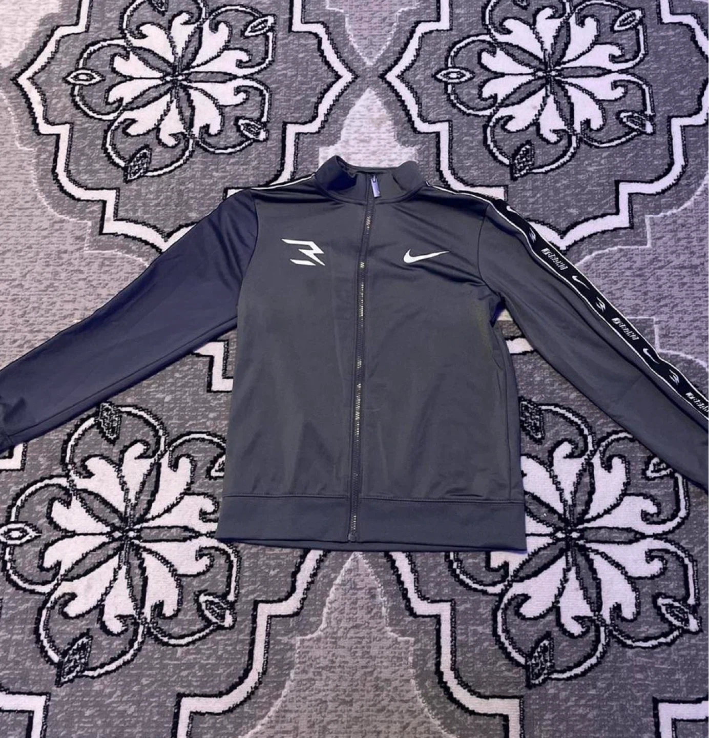 Nike Tracksuit Youth L (12-13YRS, 147-163CM) - photo 2