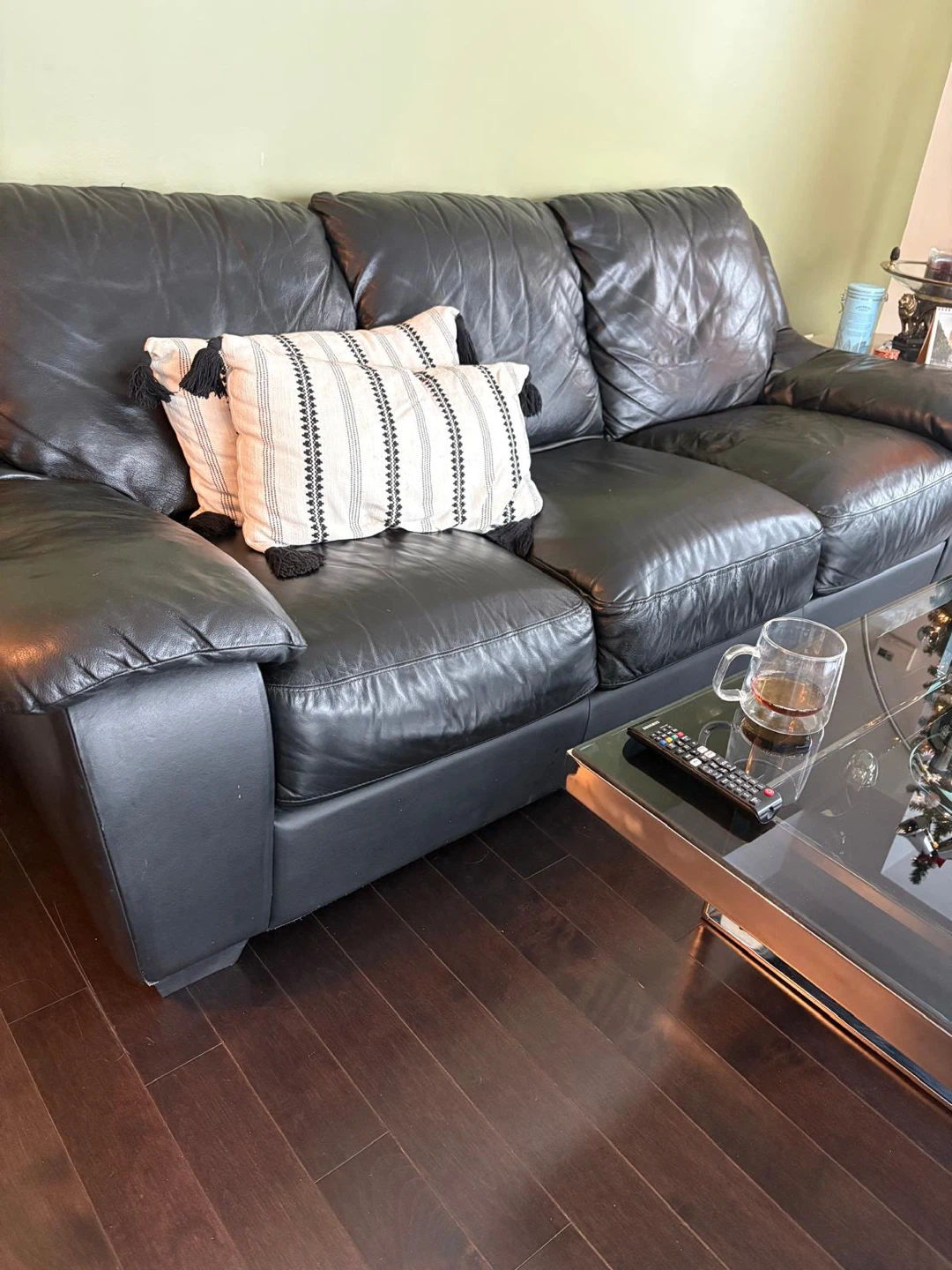Black Leather Sofa set of 3 seater and 2 seater