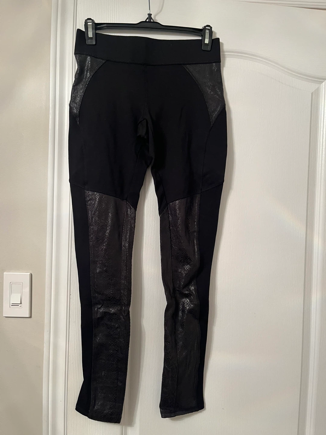 Parasuco Black Snake Print Panel Leggings Size S/P