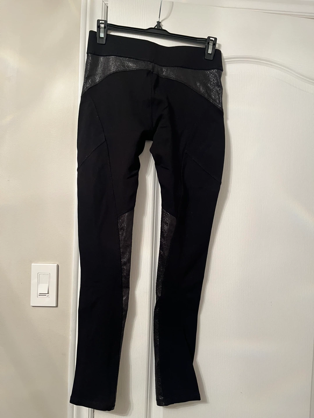 Parasuco Black Snake Print Panel Leggings Size S/P - photo 2