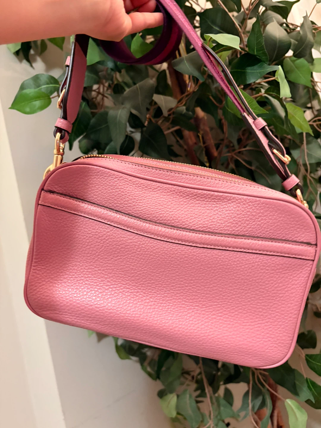 Coach Pink Pebbled Leather Camera Bag - photo 2