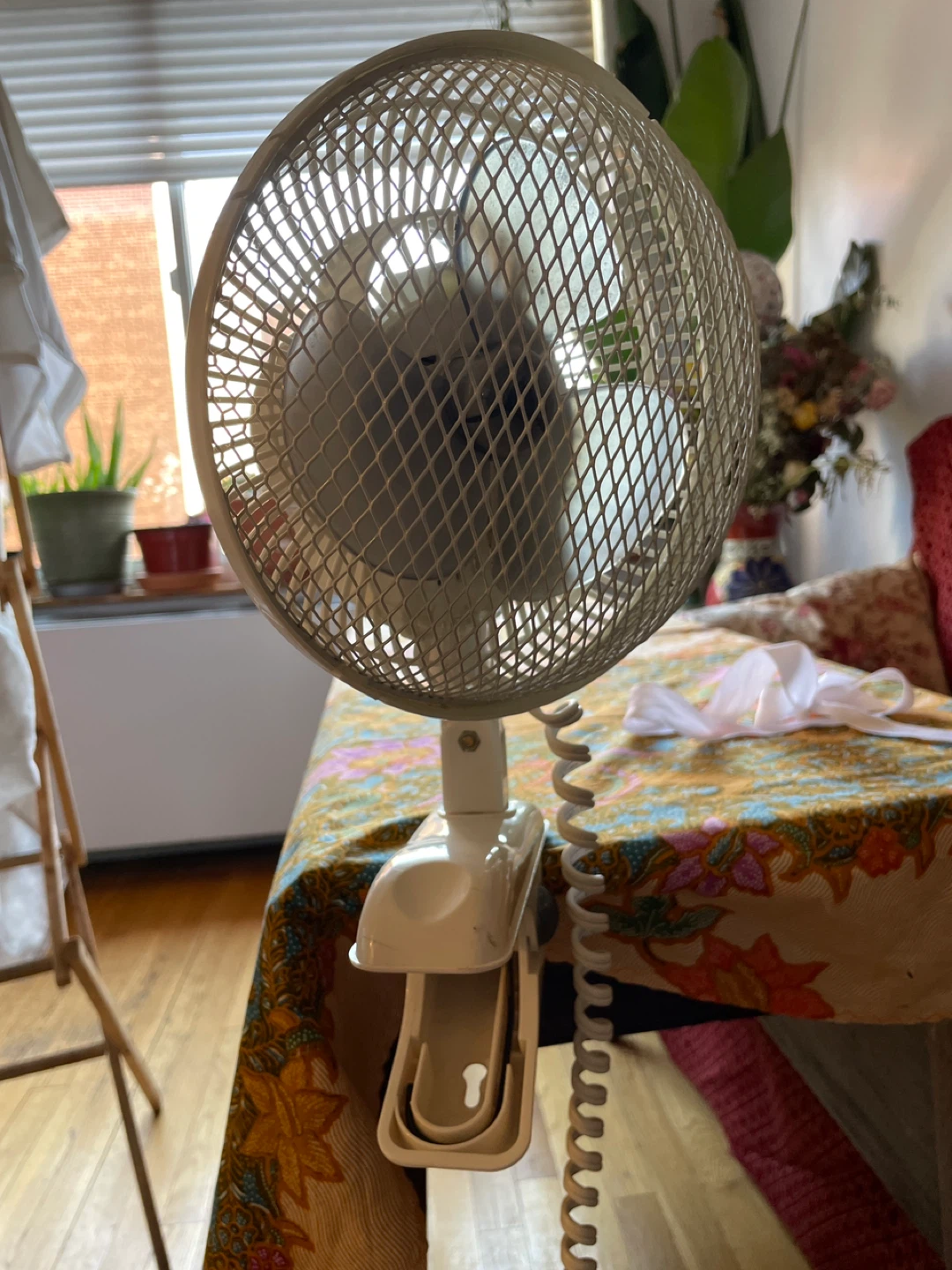 Holmes Clip-On Fan - White - photo 2
