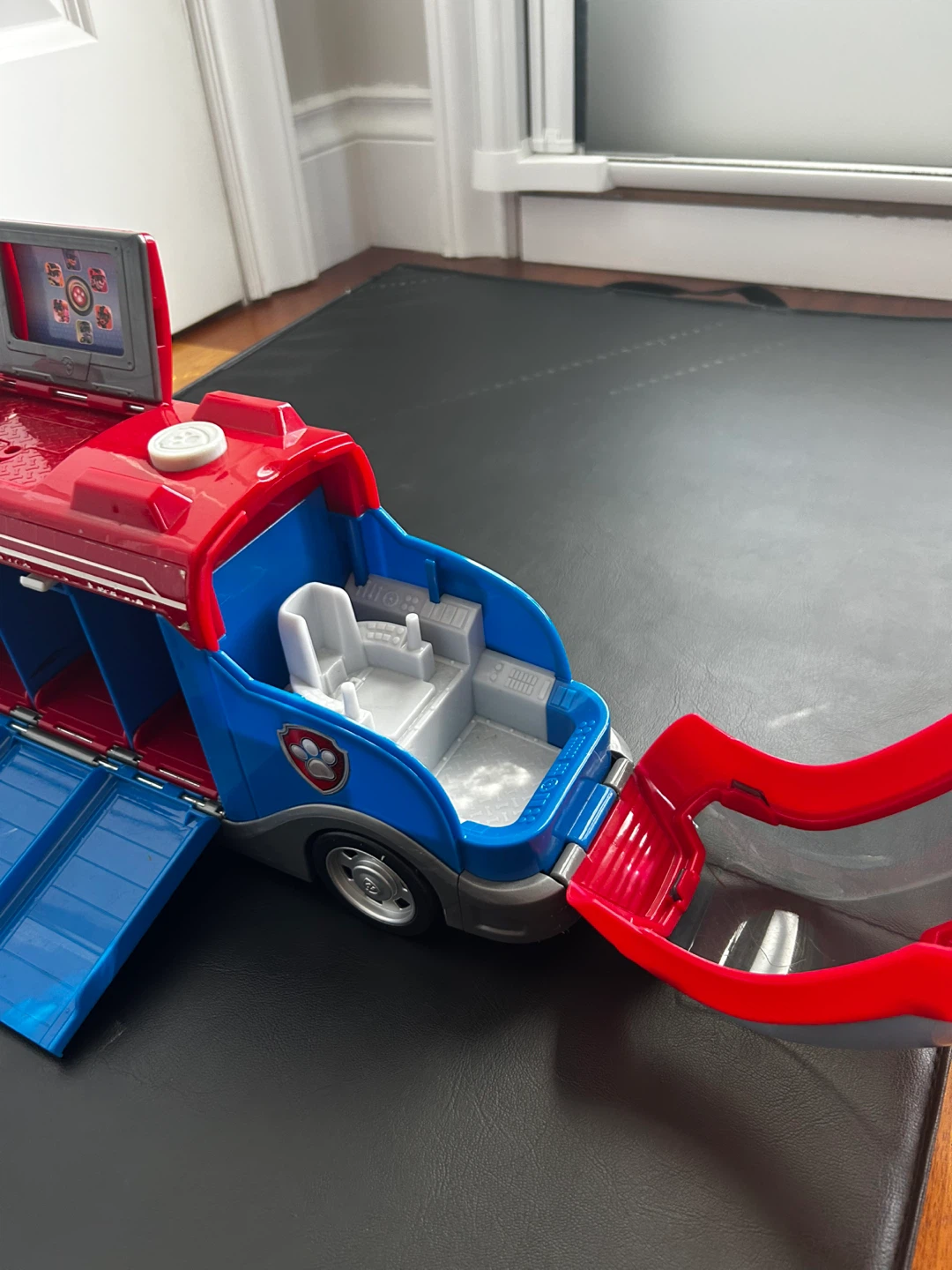 Paw Patrol Mission Cruiser - photo 4
