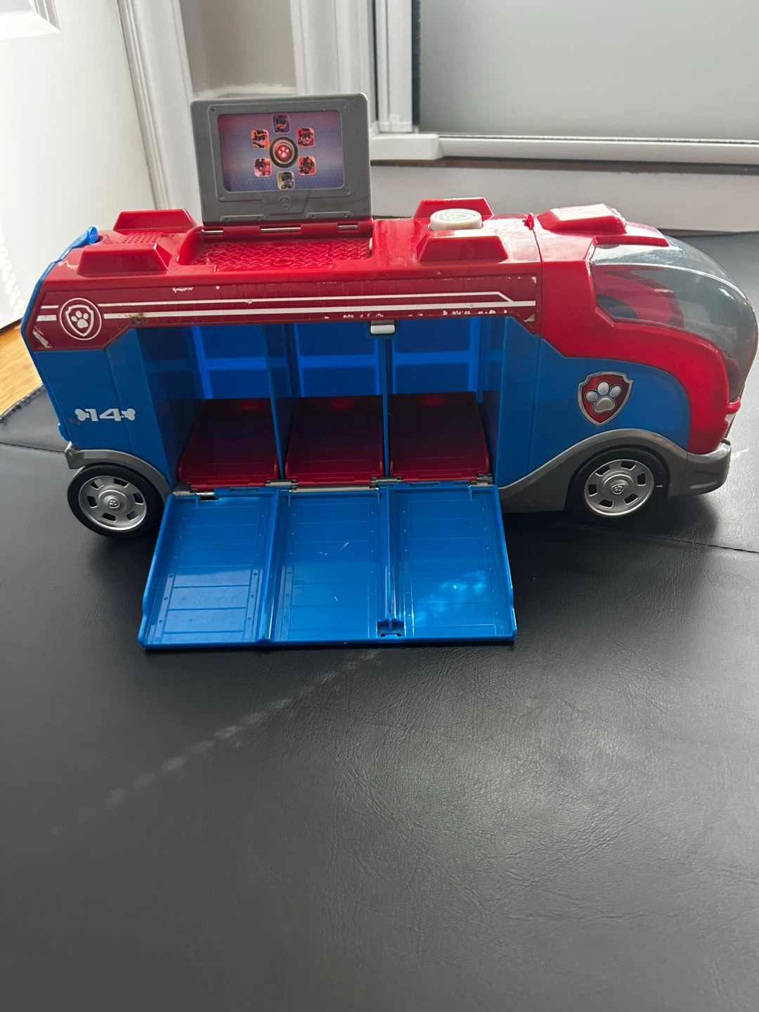 Paw Patrol Mission Cruiser - photo 2