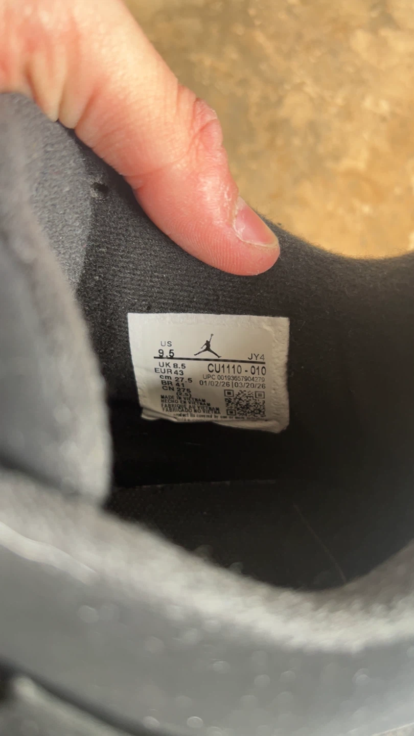 OG release black cat 4s - photo 5
