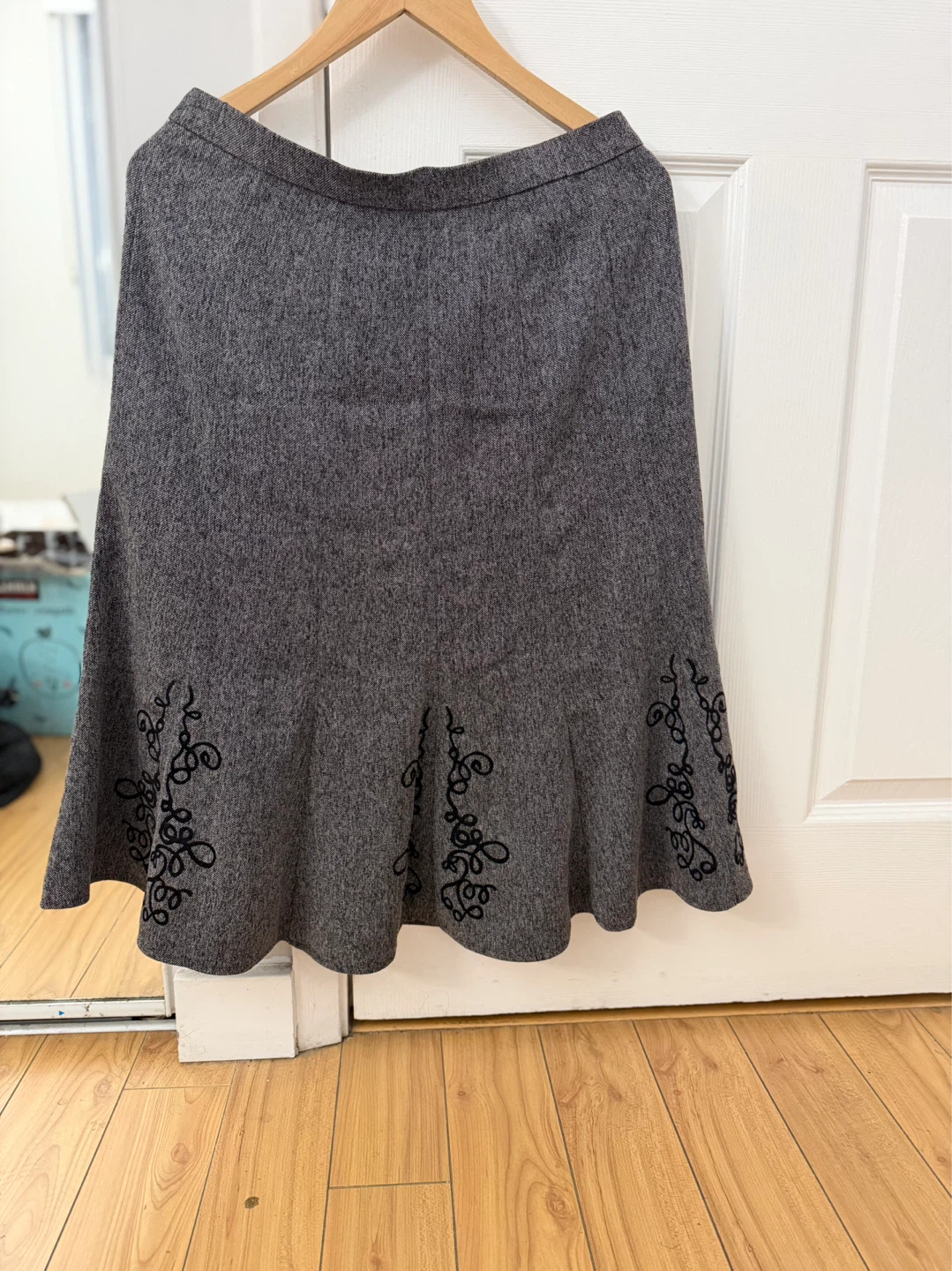 Grey A-line Skirt with Black Swirl Embroidery - photo 2