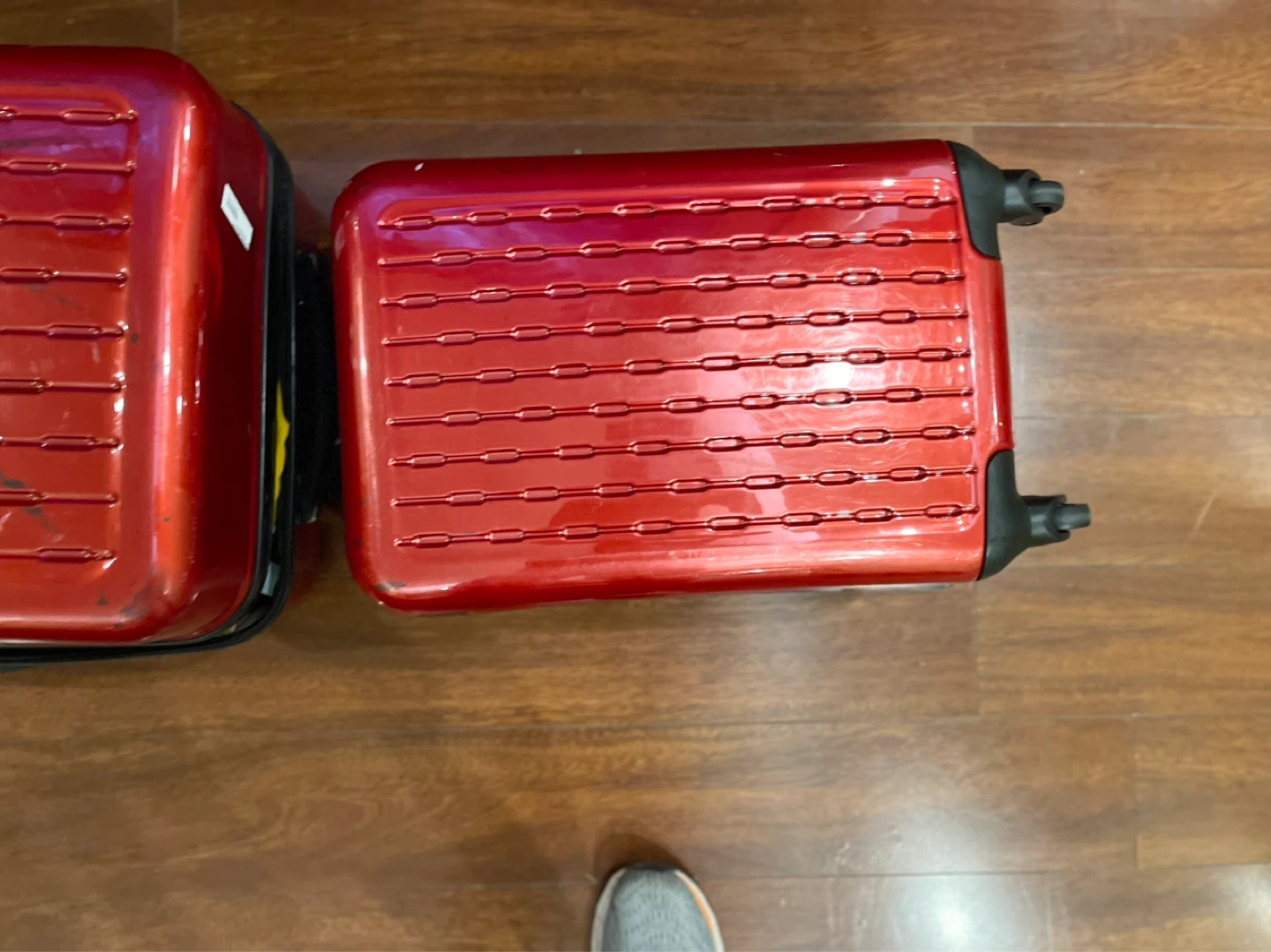 Red Hardside Carry-On Spinner Luggage - photo 3