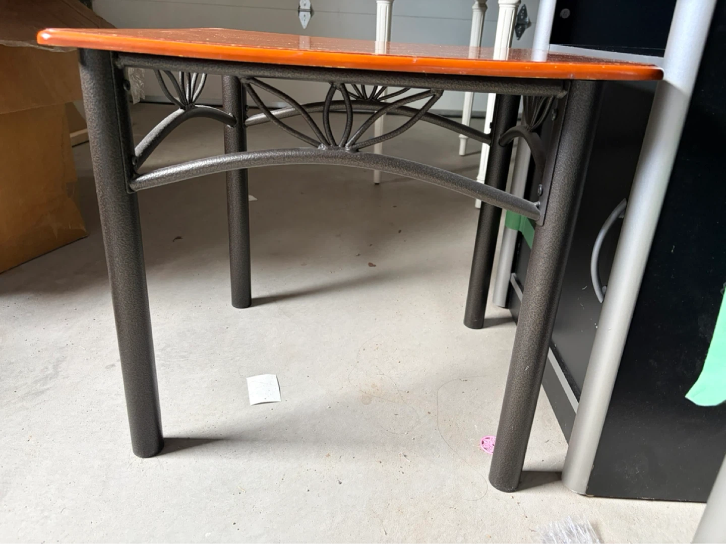 Small wooden side table with metal legs - photo 3