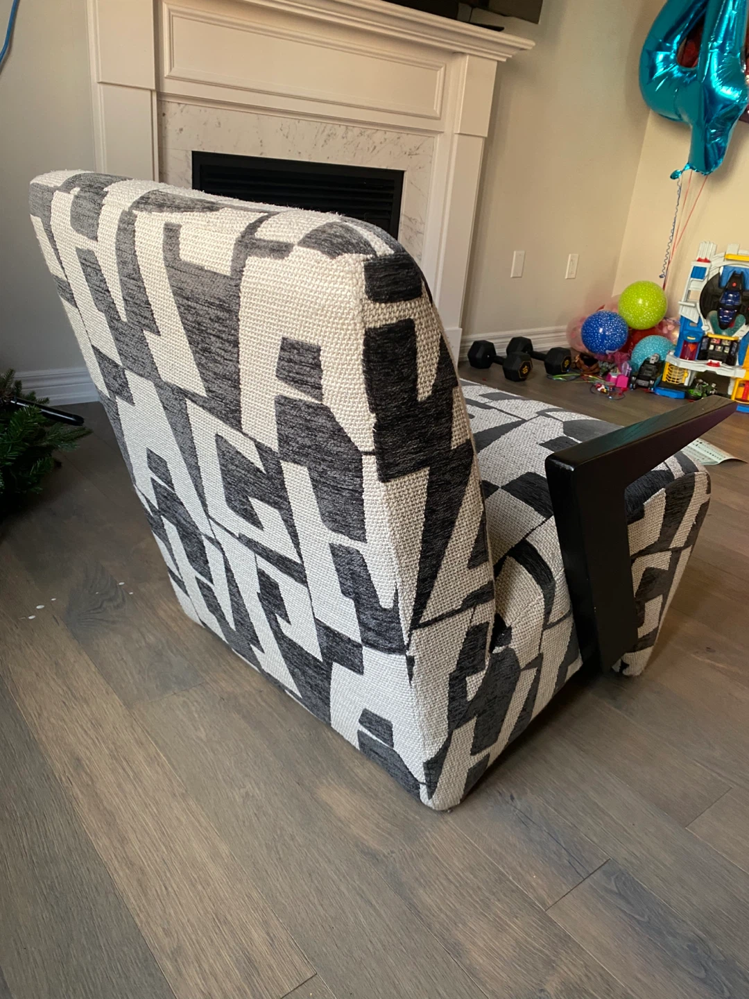 Designer Armchair with Geometric Pattern - photo 2