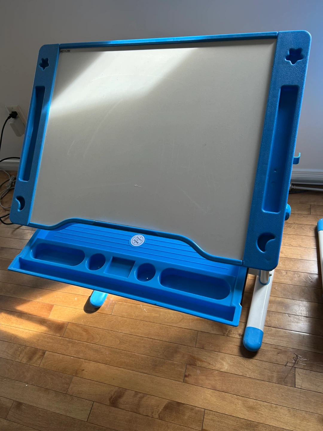 Study table with chair - photo 3