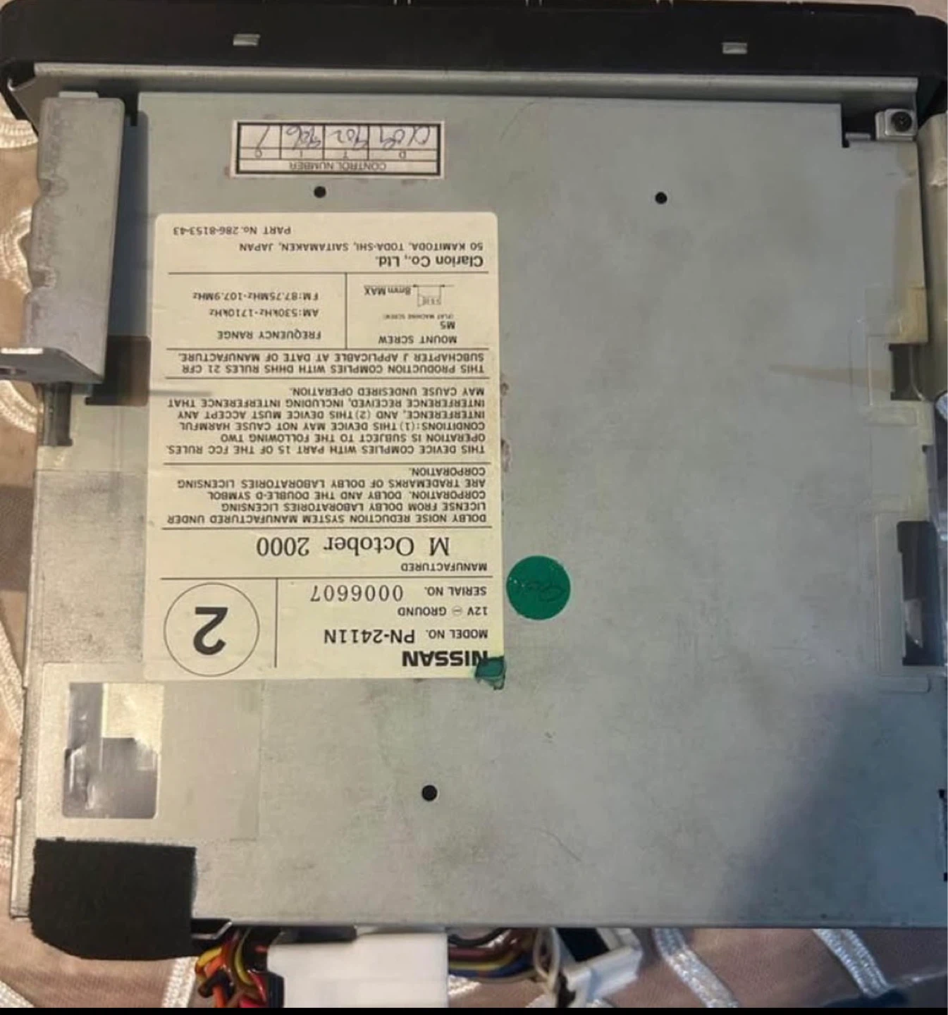 2001 Bose Infiniti QX4 radio cassette 6 CD charger (Parts Only) - photo 2