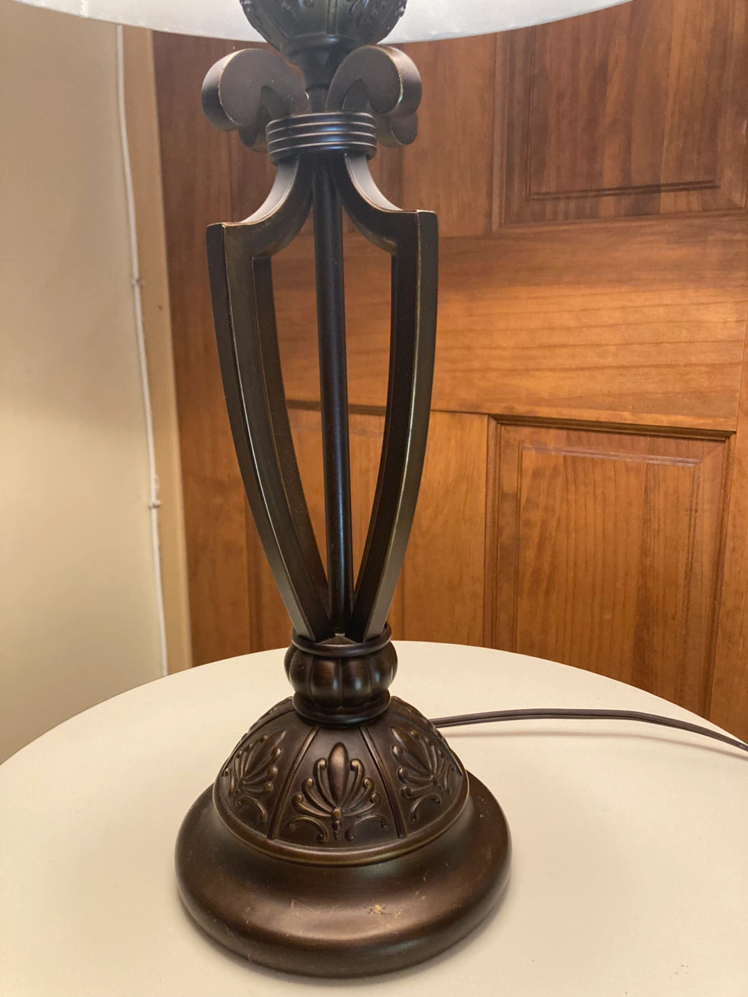 2 Table Lamp with Decorative Base and Shade - photo 3
