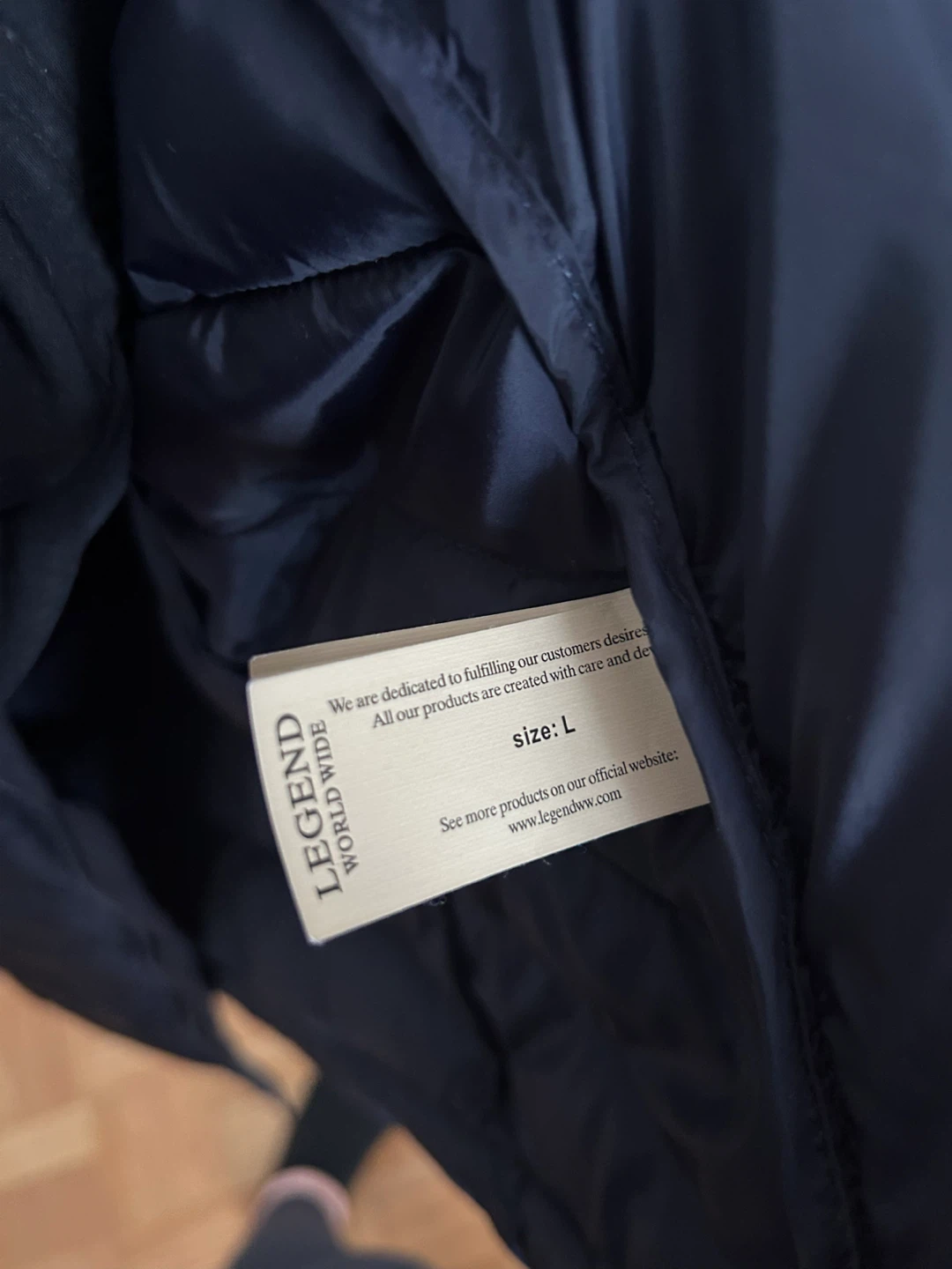 Legend World Wide Puffer Jacket - Large - photo 3