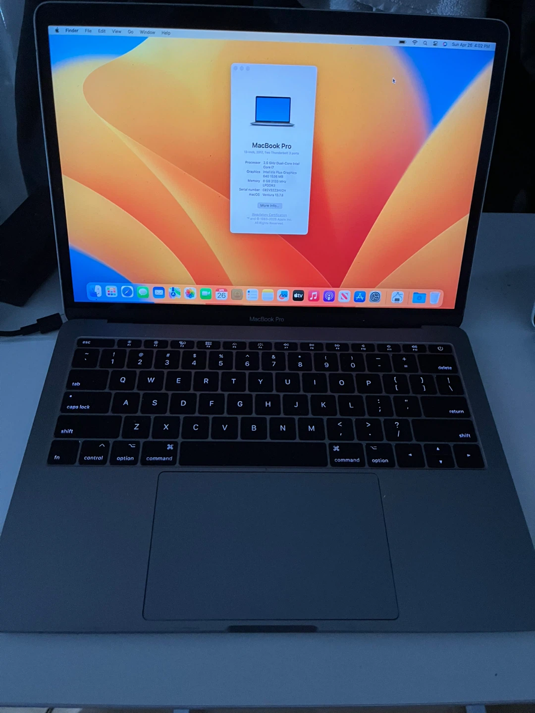 Apple MacBook Pro 13” i7/8gb/256gb with charger space grey