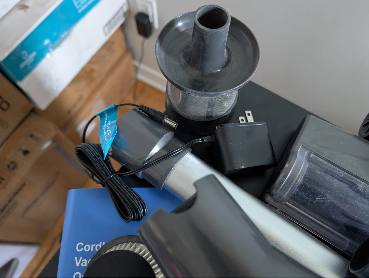 NG Cordless Vacuum Cleaner with Accessories - photo 5