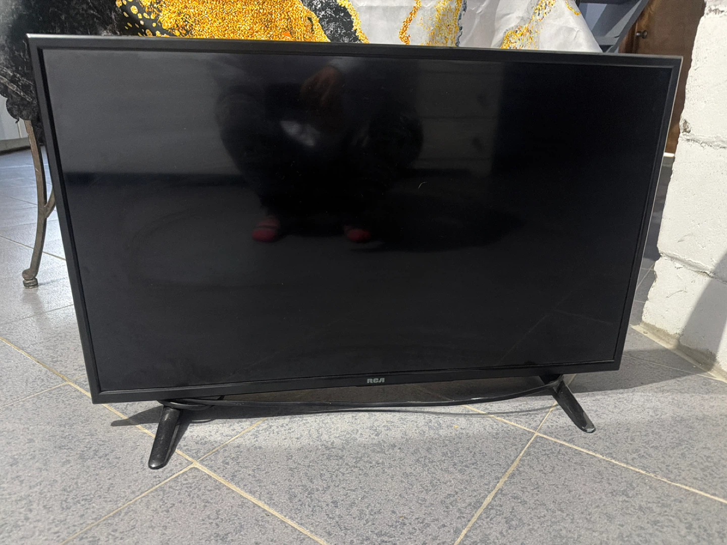 RCA 32-inch LED TV