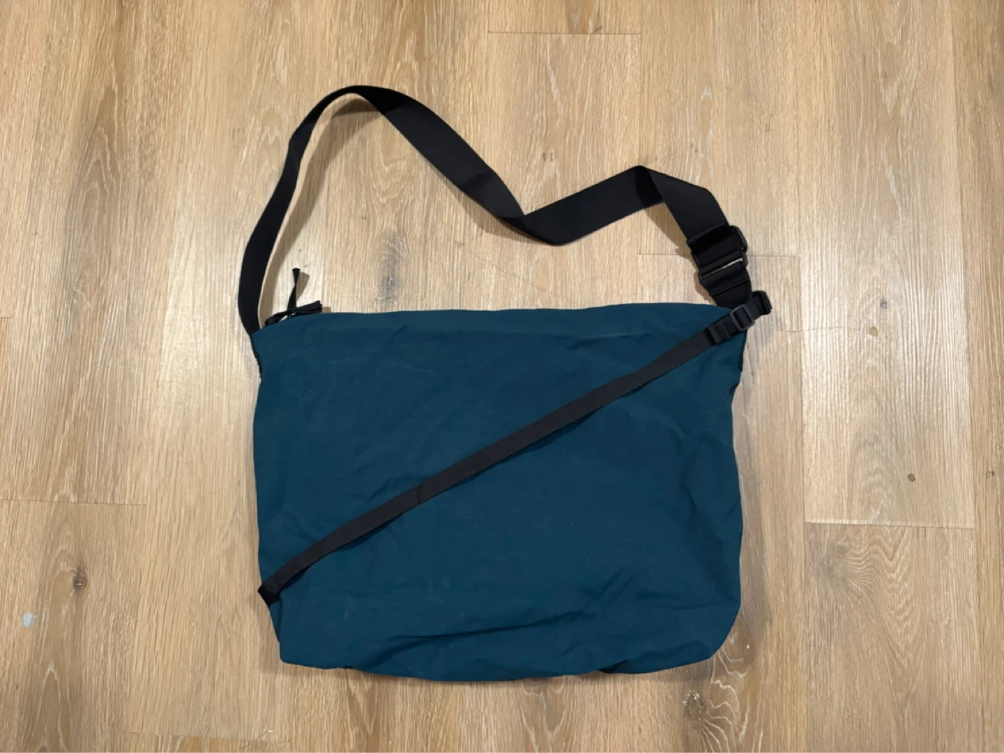 Uniqlo Teal Messenger Bag