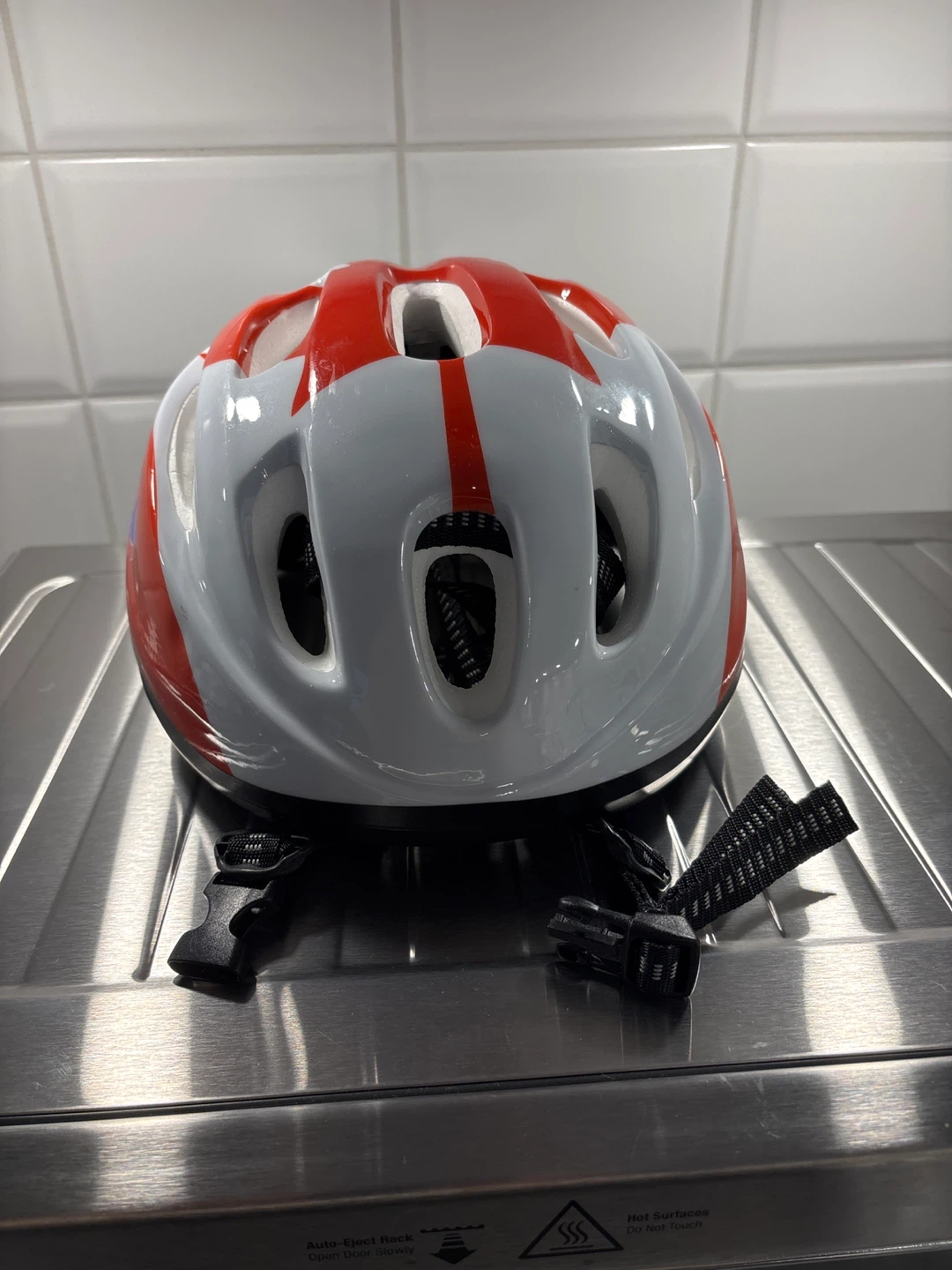 Kids/Youtu Bike Helmet - Red and White