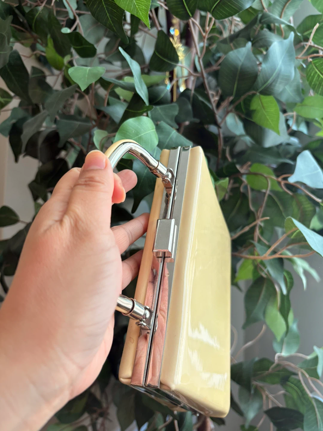 Vintage Cream Vanity Case/Handbag - photo 4