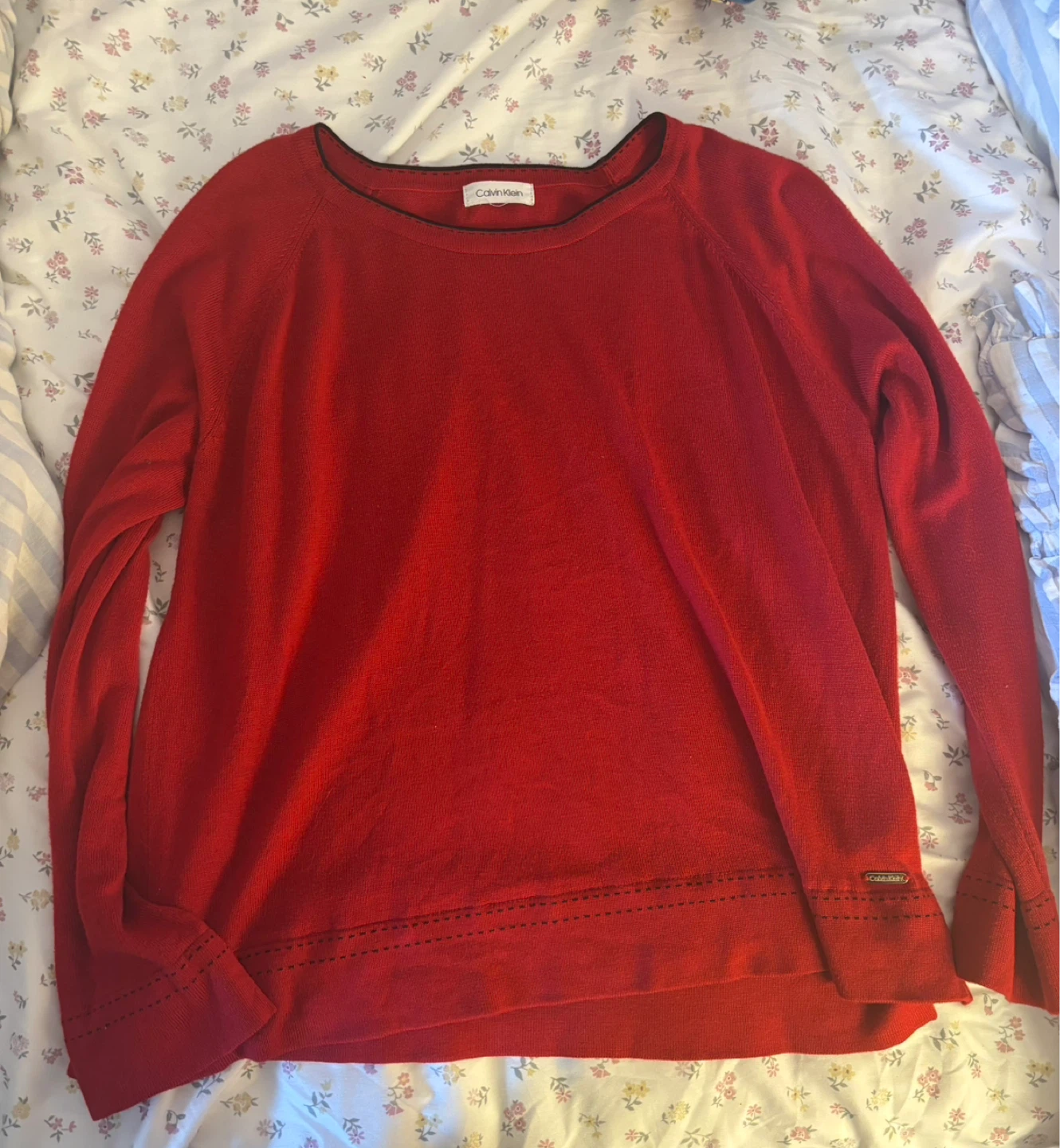 Calvin Klein Red Sweater - Women's Size Small