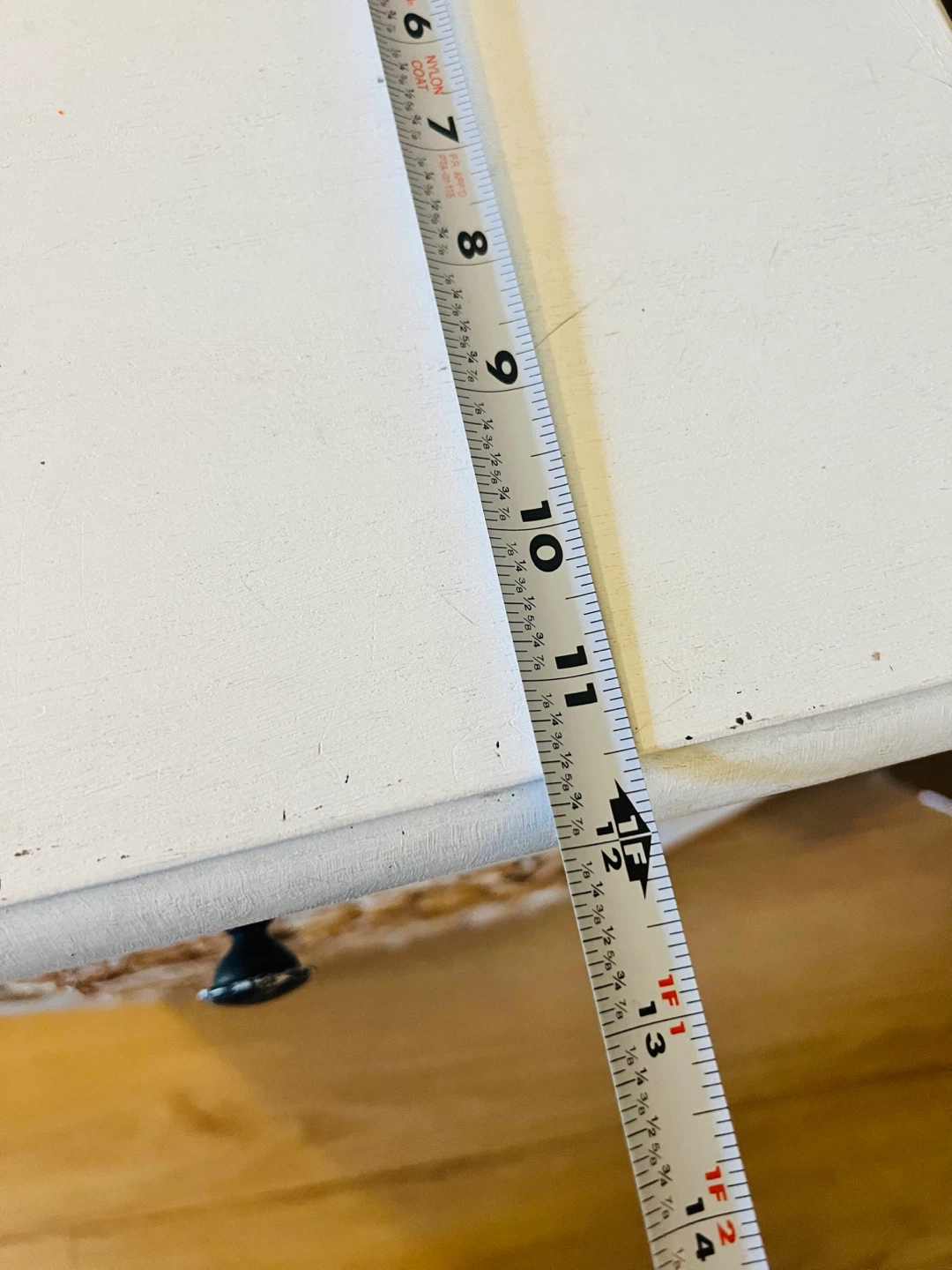 White Accent Table with 2 Wicker Baskets and Drawer - photo 3