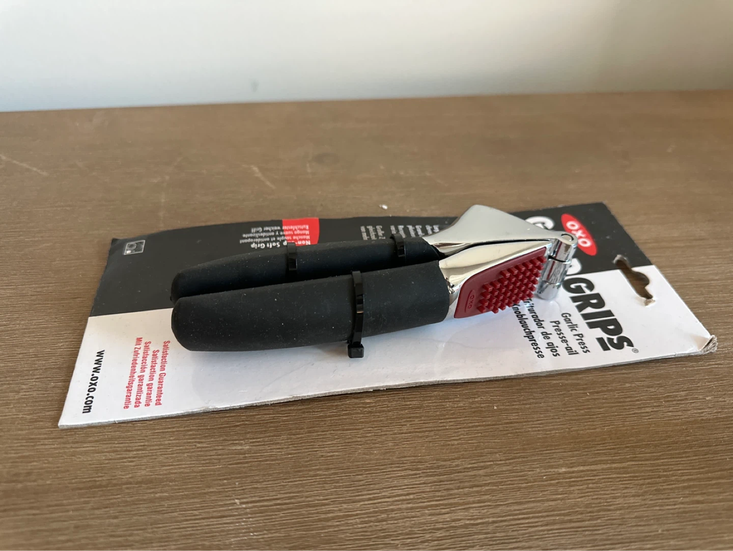 OXO Good Grips Garlic Press - photo 3