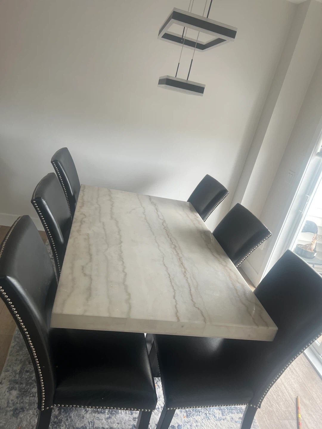 Marble Dining Table with 6 Black Chairs