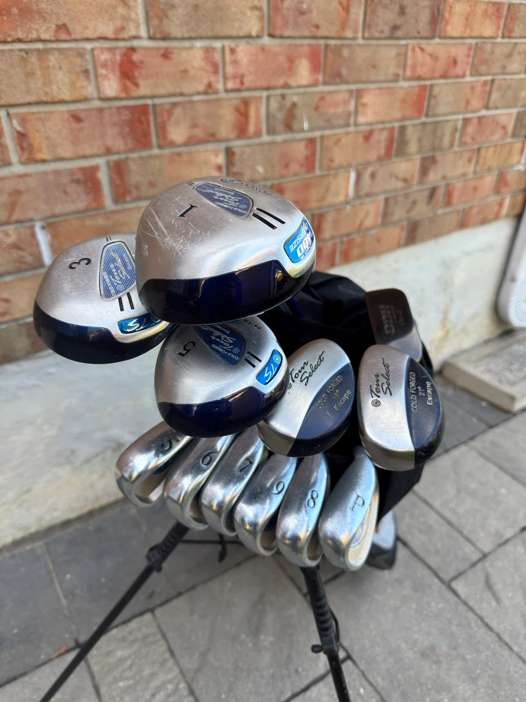 Ladies Women’s 12 piece golf set with Nike bag RH - photo 2