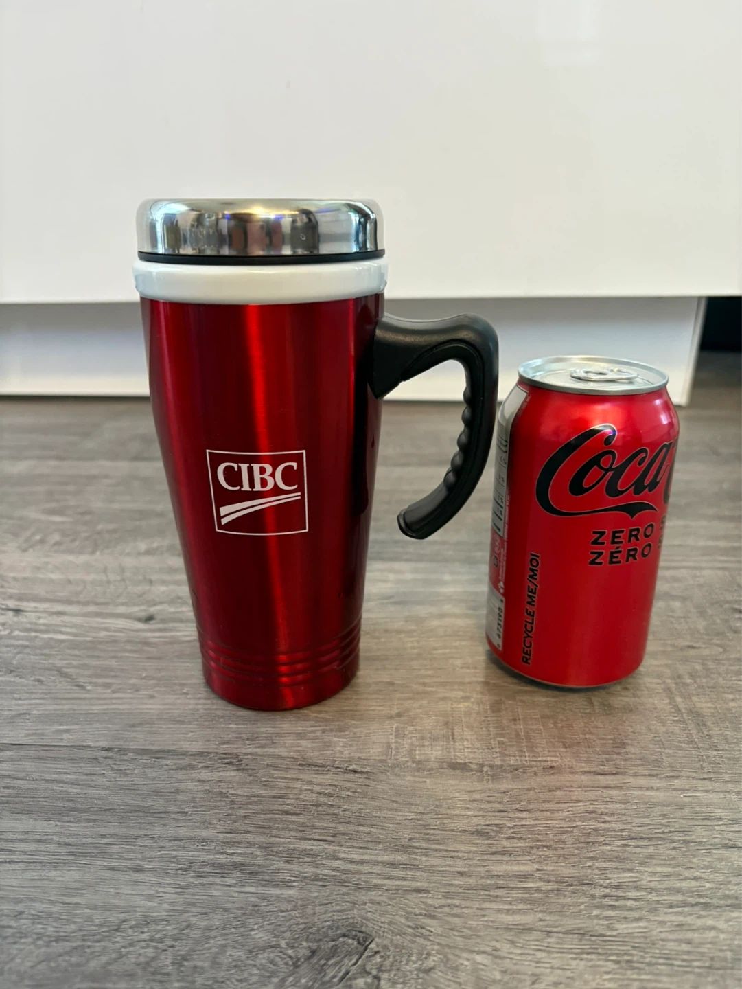 Traveling Coffee Mug inside is ceramic