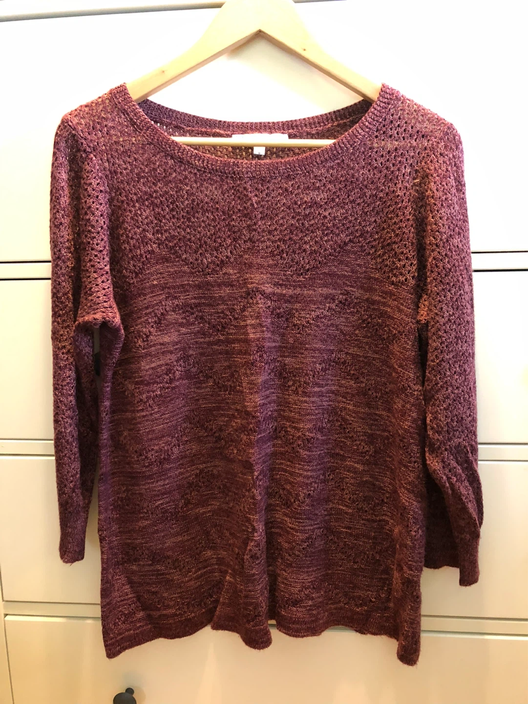 Women’s Sweater Size Large  $5 firm