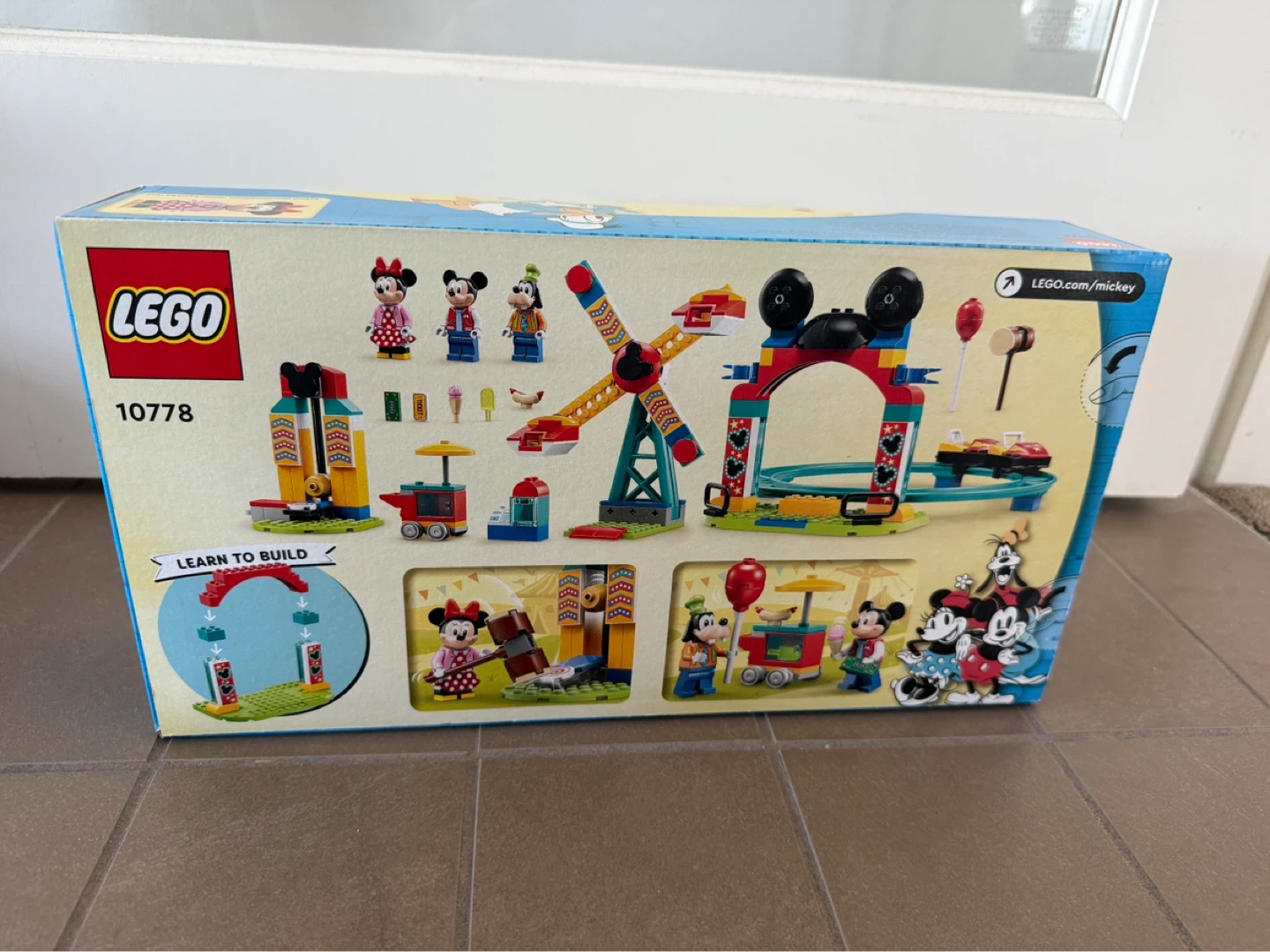 LEGO 10778 Mickey, Minnie and Goofy's Fairground Fun - photo 2