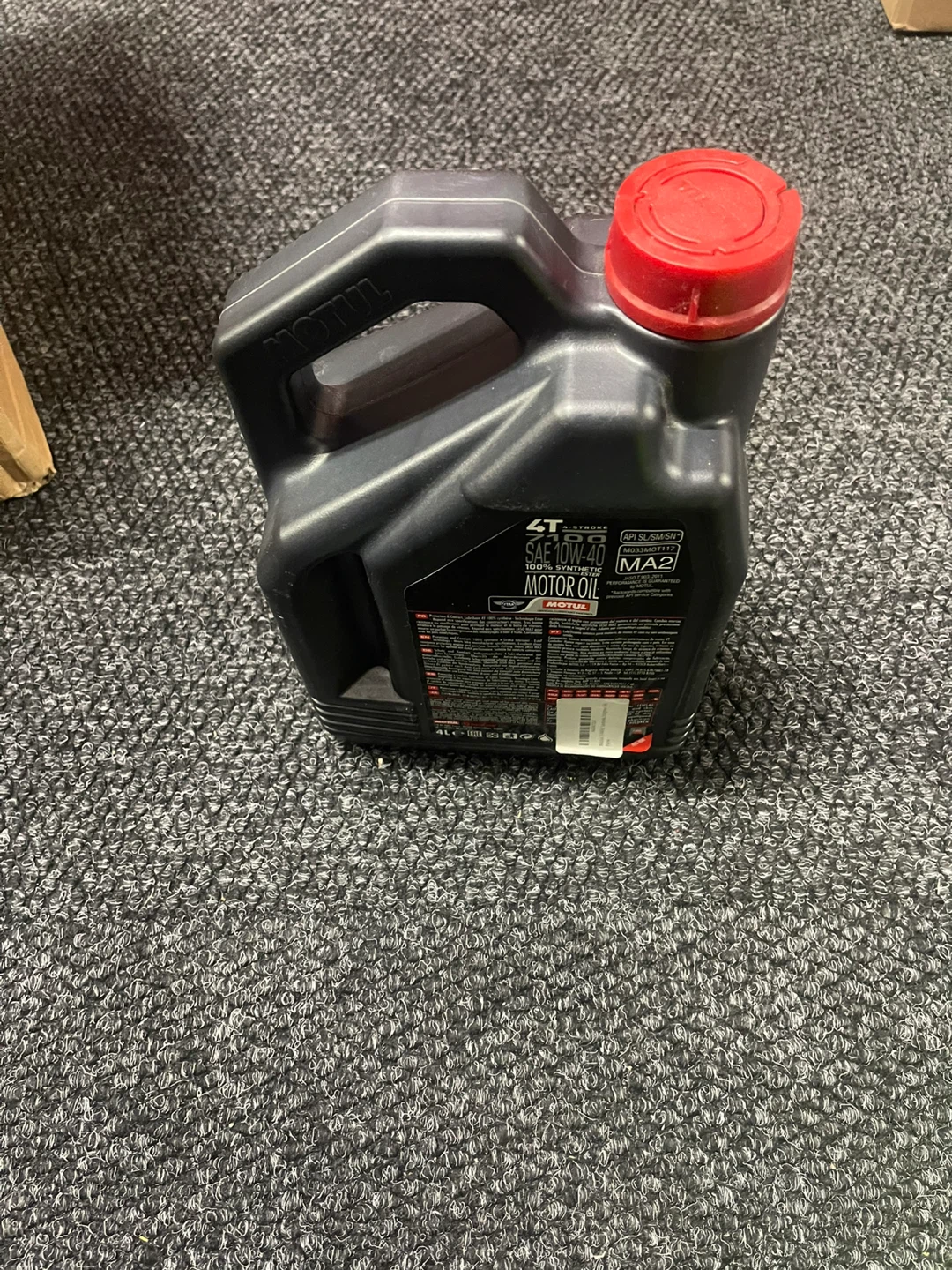 Motul 4T SAE 10W-40 100% Synthetic Motor Oil 4 Liters - photo 3