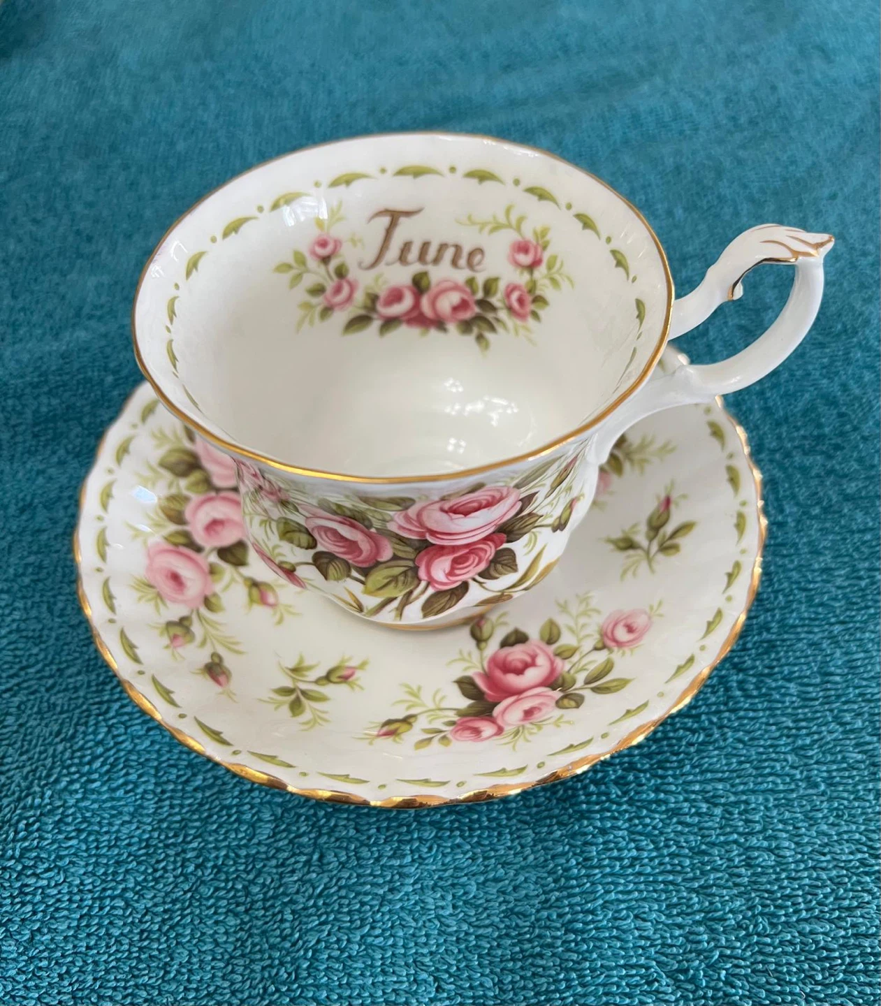 Royal Albert Flower of the Month June Teacup and Saucer (G03)