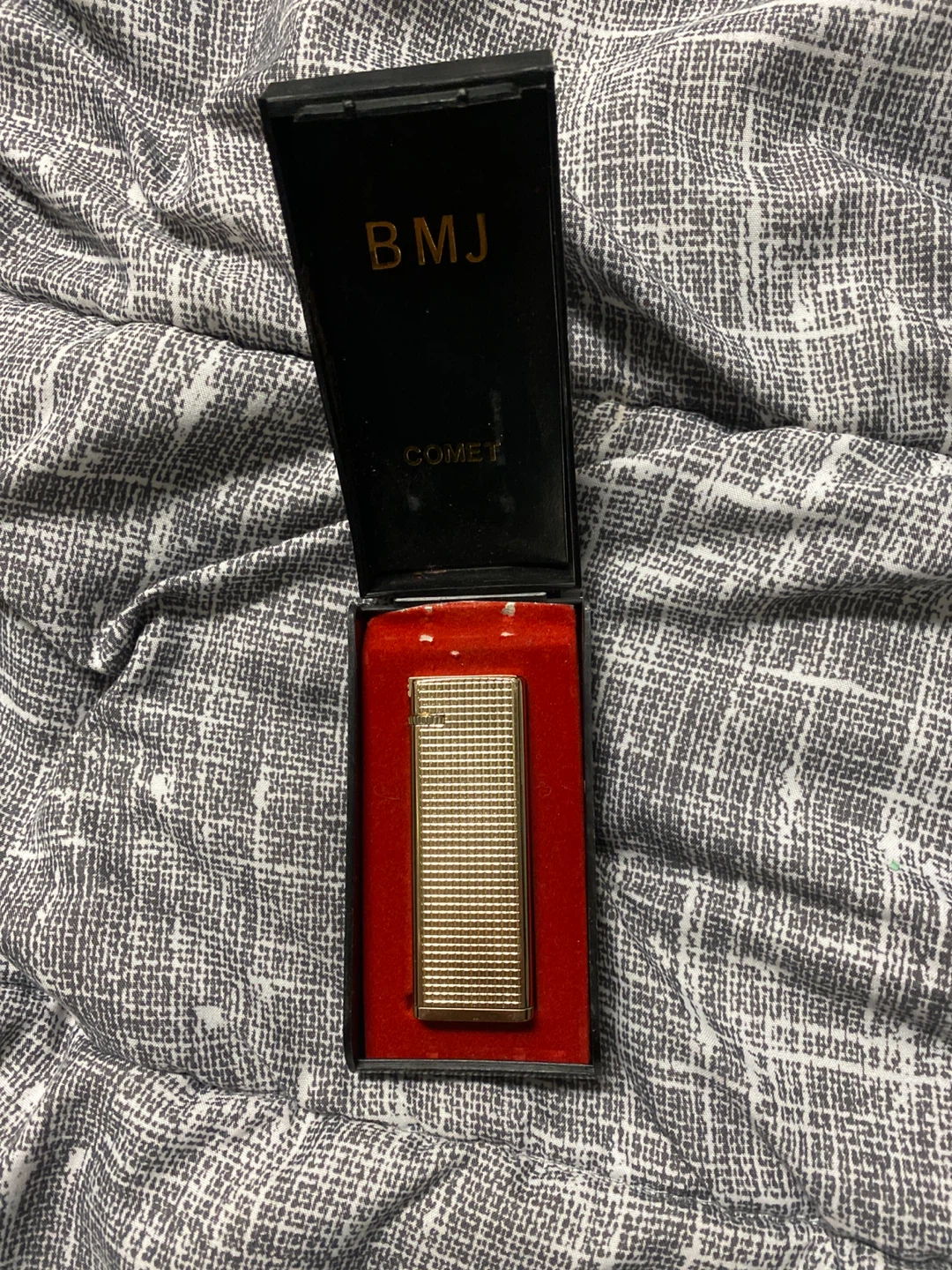 BMJ Comet Lighter in Case
