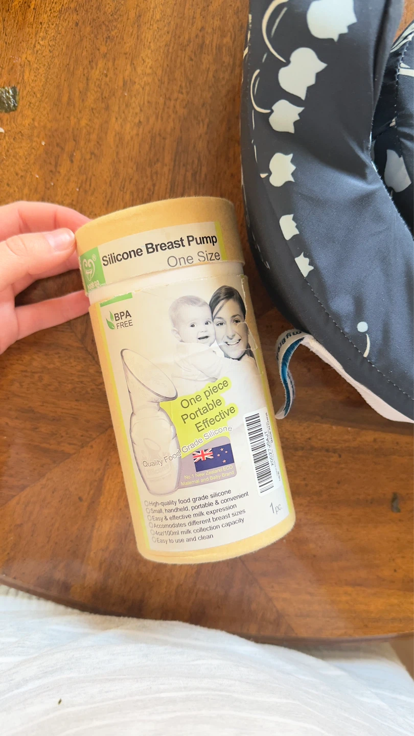 Items for breastfeeding - photo 2