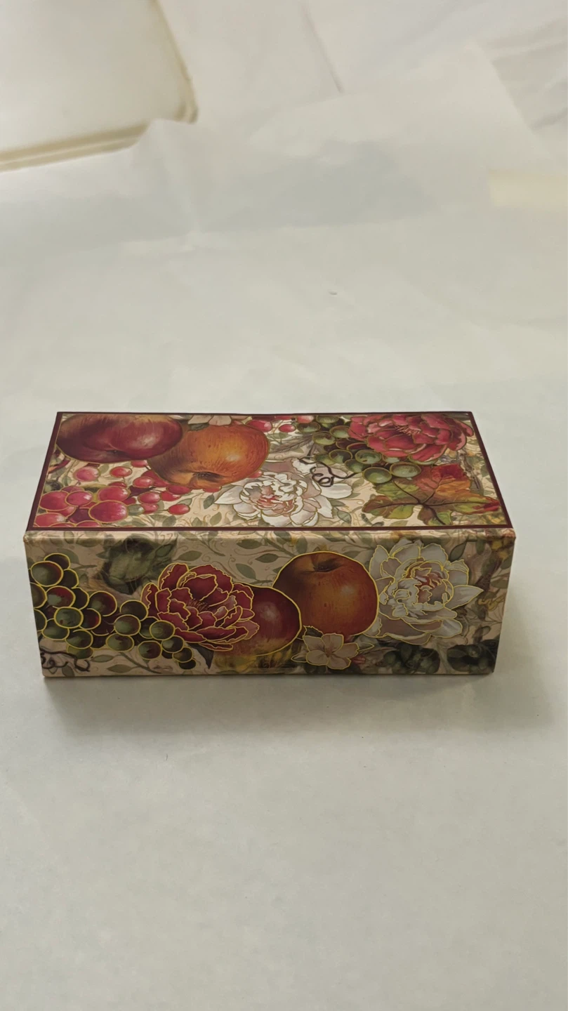 🌱NEW l Fruit & Floral Music Box w Cranberry Soap - photo 3