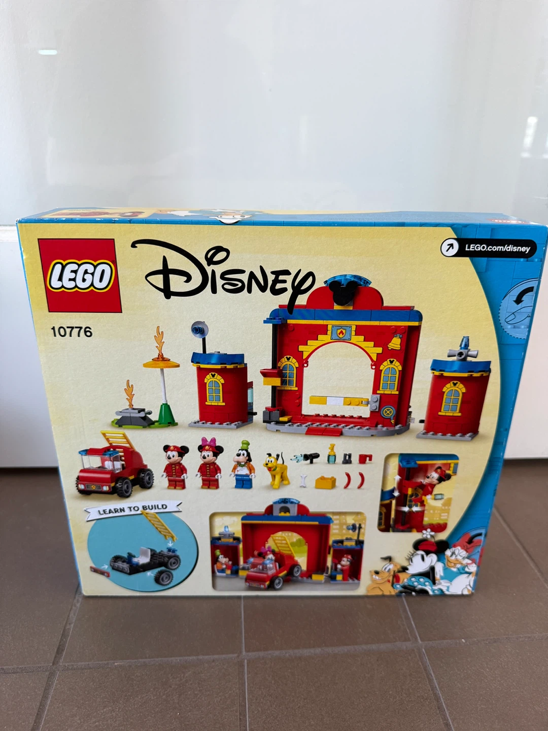 LEGO Disney Mickey & Friends Fire Station 10776 - photo 2