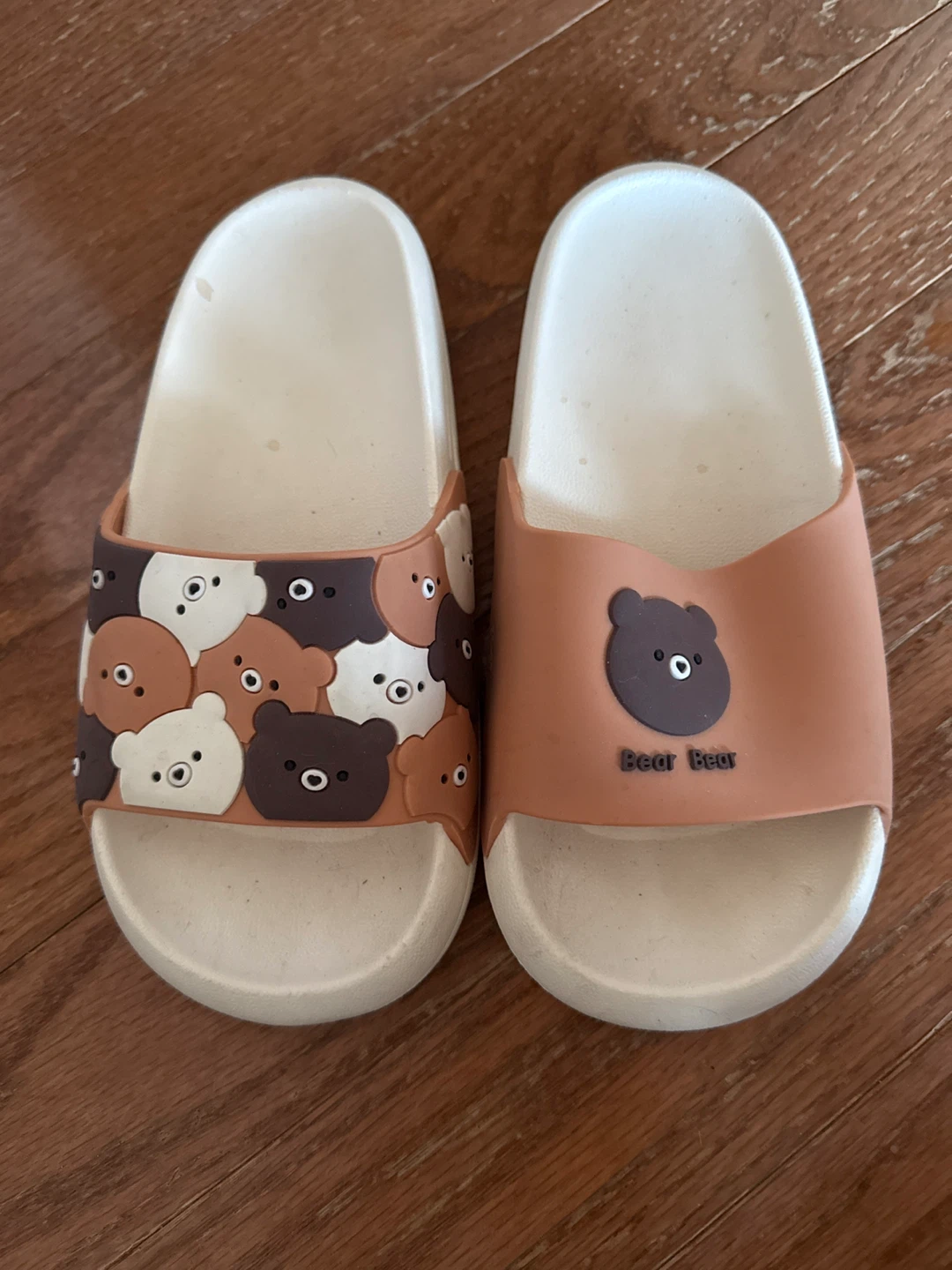 Bear Bear Slides Size 36-37 / 240